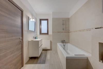 Casă individuală cu 15 camere cu Teren 378 Mp în Cișmigiu - 1