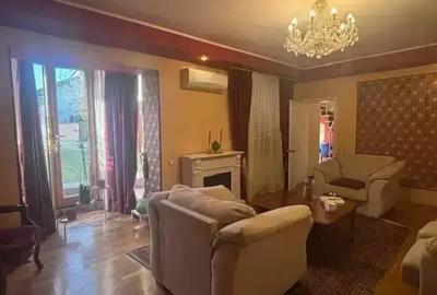 Casa 9 camere 5 Bai | Pretabila After school | Birouri | Alunisului - 1