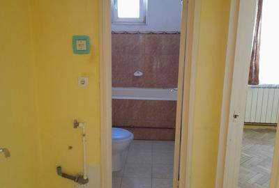Apartament cu 3 camere semidecomandat în Rădăuți - 2