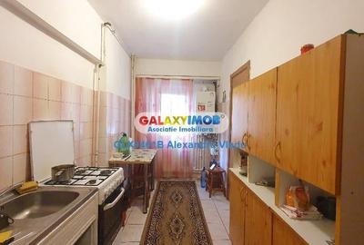 Vanzare 3 camere decomandat etaj 2 bloc 1988 Calea Vacaresti - 6