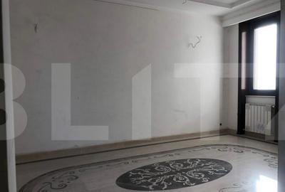 Spațiu comercial, de 600 mp, în Central - 12