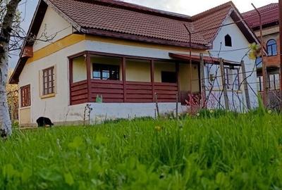 Casă cu 4 camere în Breasta - 6