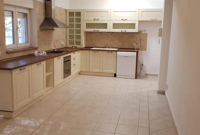 Vila duplex Jolie Ville - str Alexandru cel Bun / COMISION 0 - 10