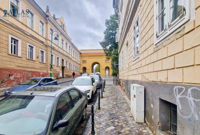 4 camere, Centrul Istoric al Brasovului, 150 mp, pe 2 niveluri, 3 bai, terasa - 23
