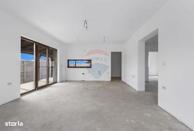 Casă cu 4 camere în Sânleani - 10