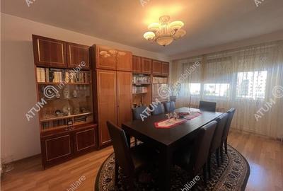 Apartament de 3 camere decomandate cu balcon si pivnita zona Siretului