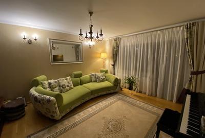 Apartament 90m2, 2 dormitoare, 2 băi, living, bucatarie si dining - 1