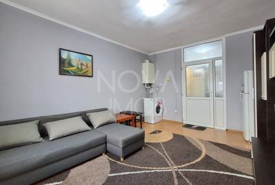 Garsoniera de inchiriat, Vasile Aaron - 3