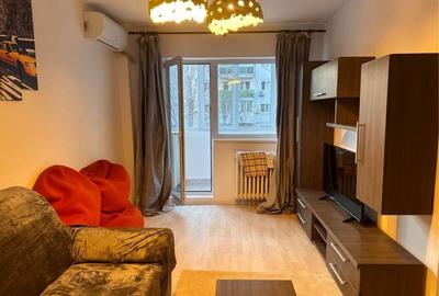 Garsonieră decomandată, mobilată în Titan - 2