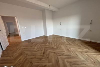 Casă cu 4 camere cu Teren 325 Mp în Sânandrei - 10