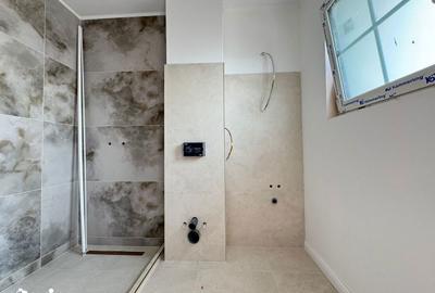 Casă cu 5 camere cu Teren 334 Mp în Central - 13