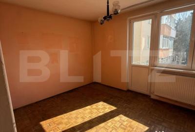 Apartament cu 3 camere semidecomandat în Central - 3