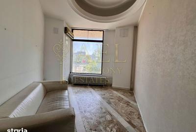 Spațiu comercial, de 211 mp, în Centrul Civic - 15