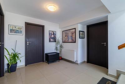 Casă cu 7 camere cu Canalizare în 23 August (Cațelul) - 19