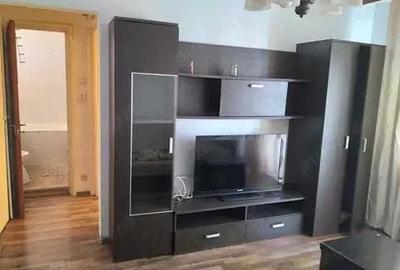 Apartament cu 2 camere semidecomandat în Giurgiului