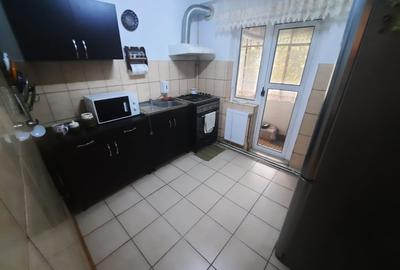 3 camere decomandat, zona Oancea - 4