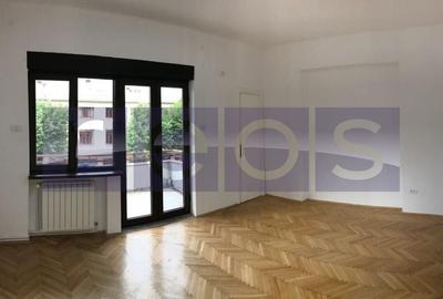 Apartament cu 5 camere semidecomandat, mobilat în Amzei - 4