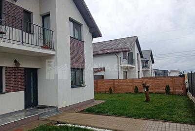 Casa individuala de vanzare Izvor la doar 7 km...