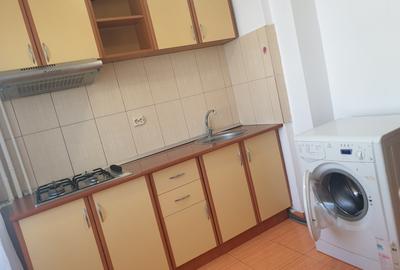 De inchiriat Garsoniera decomandata cf 1, spatioasa, metrou Timpuri Noi - 3