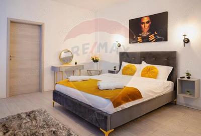 Afacere Activa + Locuinta Premium cu 2 Camere in Centru Istoric Brasov - 1