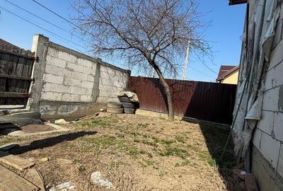 Casă cu 3 camere în Central