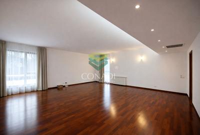 Apartament cu 4 camere decomandat în Nordului - 16