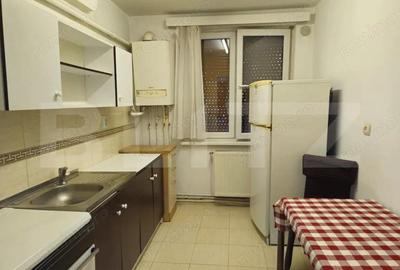 Apartament cu 2 camere decomandat-parter-47 mp-pozitie excelenta, zona Horea - 2