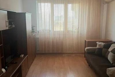 Titan metrou, Lidl, Megaimage - 2