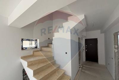 Casa de vanzare cu 5 camere ?i curte Bragadiru - 2