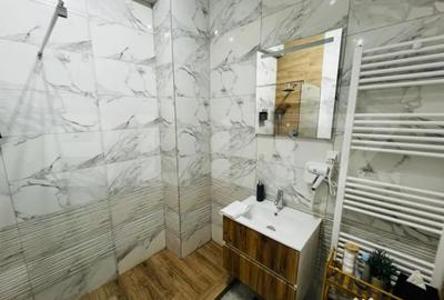 Garsonieră decomandată în Central - 2