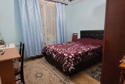 Piata Sudului/ Secuilor, 50 m.p. - 1