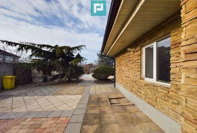 Spa?iu comercial in Gradi?te - 4