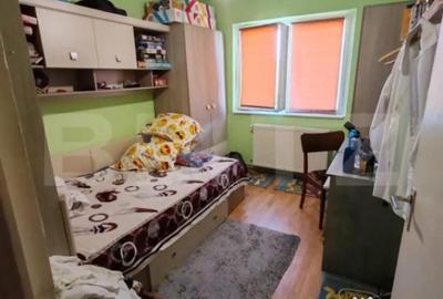 Apartament cu 4 camere decomandat în Gemenii - 11