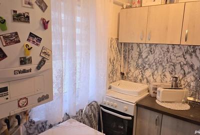 Garsonieră semidecomandată în Micro 15 - 8