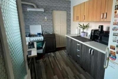 Vand casa in Gherla, zona centrala, curte comuna - 1