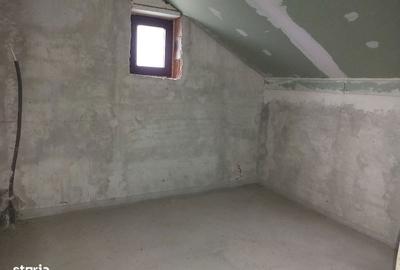 Casă cu 4 camere în Viile Satu Mare - 13