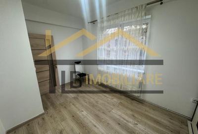 Apartament cu 2 camere decomandat în Cornișa - 4