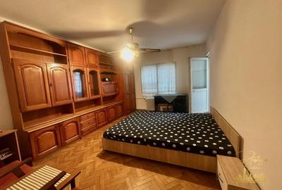 Apartament cu o camera de inchiriat in zona Rogerius-Oradea Apartament cu o camera de inchiriat in zona Rogerius-Oradea - 1