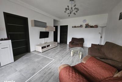 Apartament cu 3 camere decomandat în Cristian - 8