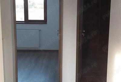 De vanzare duplex in Mosnita Noua 4 camere, 135000 euro - 2