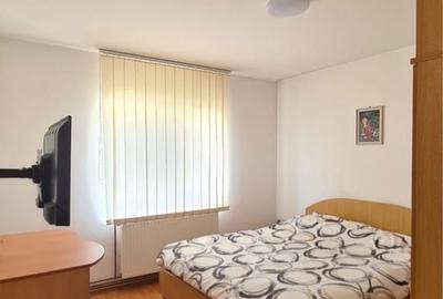 Apartament cu 3 camere decomandat în Micro 12 - 5