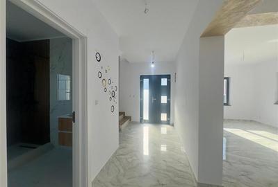 Casă individuală cu 4 camere cu Canalizare în Miroslava - 5