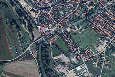 Teren de 13500 mp, în Central - 1