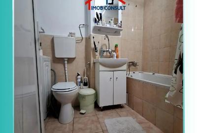 Garsonieră în 9 Mai - 5