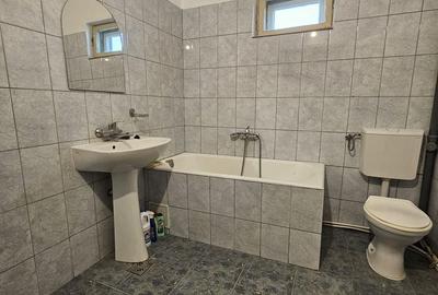 Casă cu 4 camere cu Teren 999 Mp în Crângului - 10
