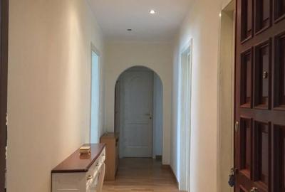 Casă cu 6 camere în Odobești - 10