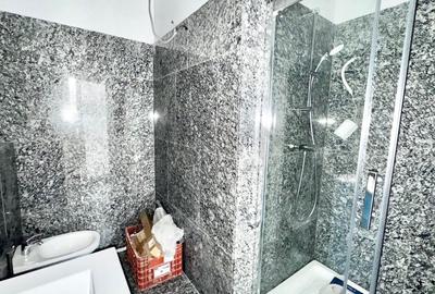 Birou, de 380 mp, în P-ța Unirii - 14