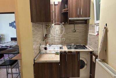 Inchiriez apartament 2 camere in Centru Inchiriez apartament 2 camere in Centru - 6