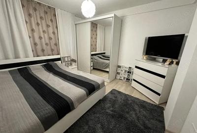 Apartament cu 3 camere decomandat în Central - 1