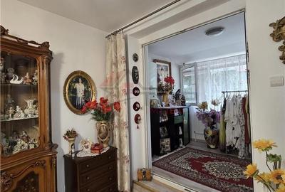 Apartament cu 3 camere în Tudor Vladimirescu